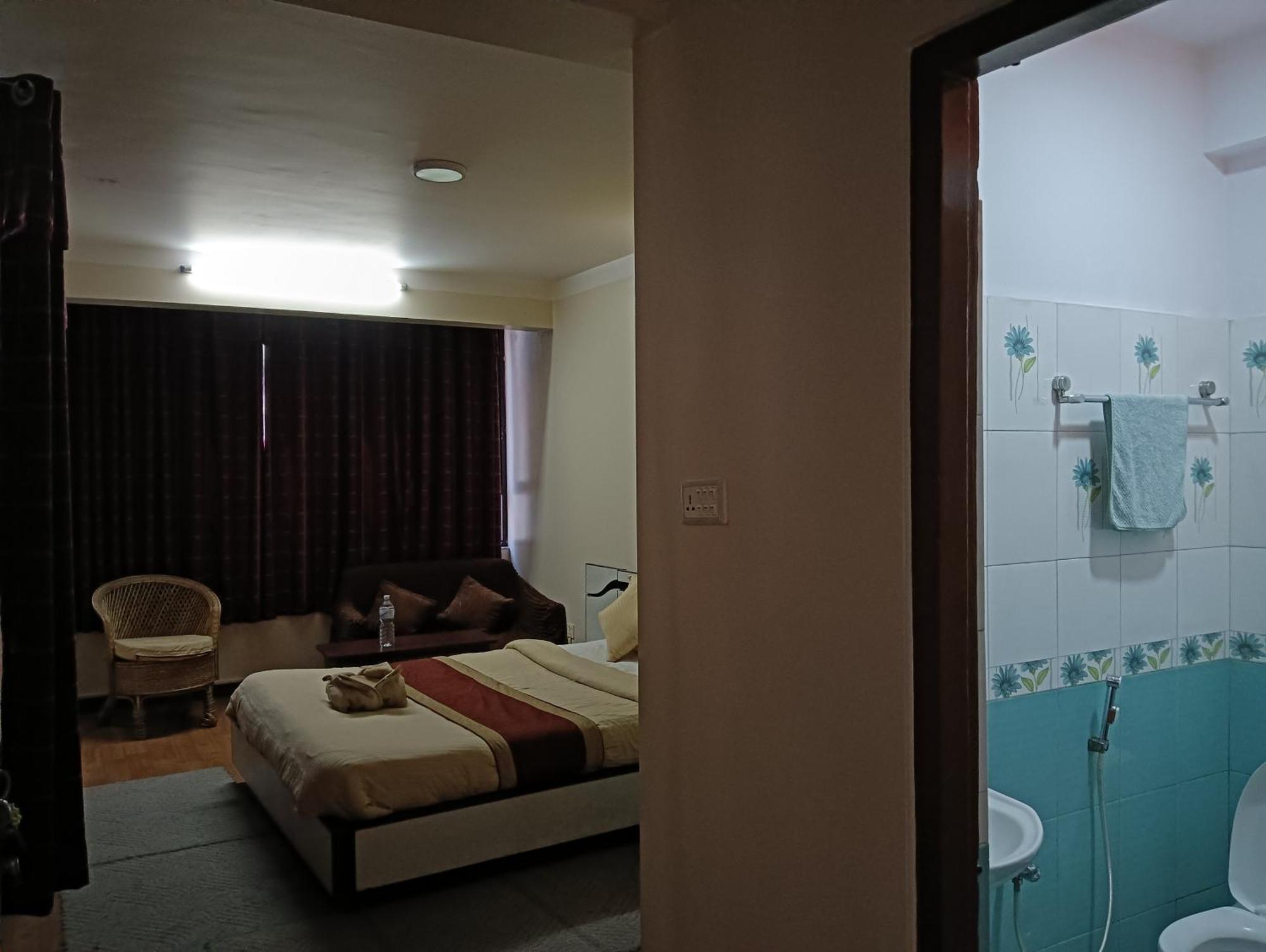 Hotel Pristine Kathmandu Luaran gambar